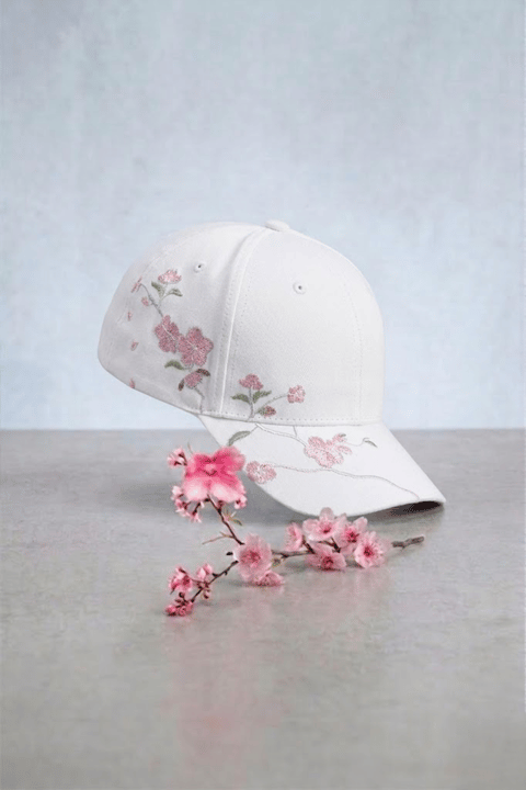 Beyaz Sakura Baseball Şapka