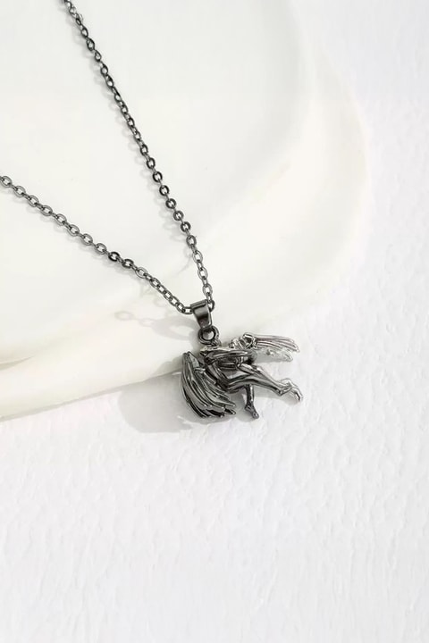 Silver Mythological Love Angel Gotik Kolye