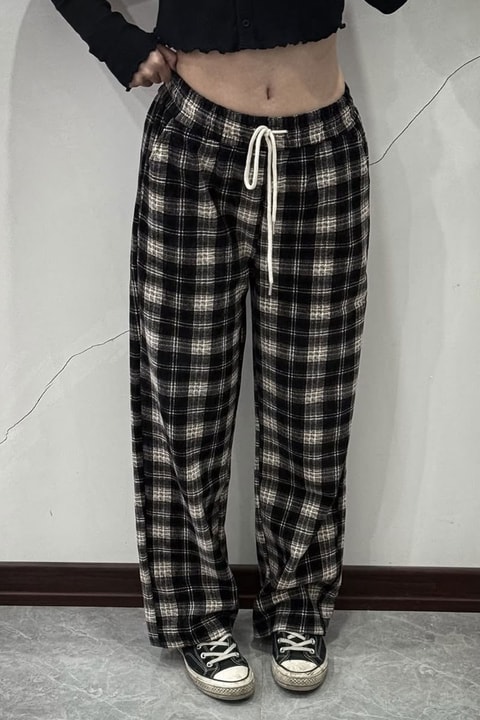 Siyah Ekoseli Beli Lastikli Y2K Unisex Eşofman