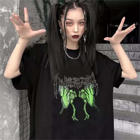 Siyah Gothic Kelebek (Unisex) T-Shirt