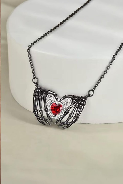 Siyah Gotik Skeleton Heart Kolye