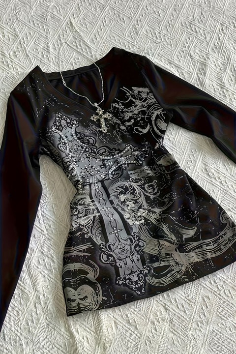 Siyah Skull Motifli Gotik Grunge Y2K Uzun Kollu Crop