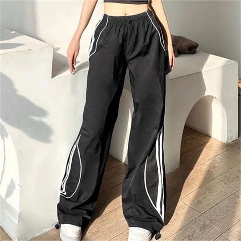 Siyah Spor Beyaz Şeritli Pantolon