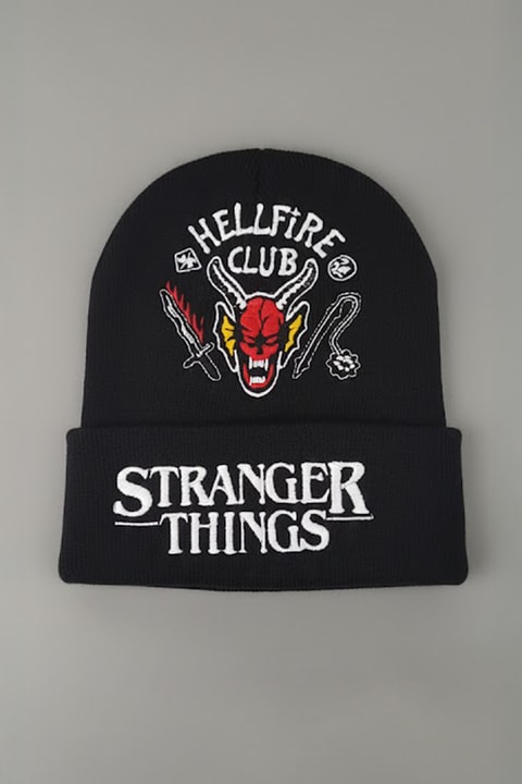 Siyah Stranger Things Hellfire Club Baskılı Bere