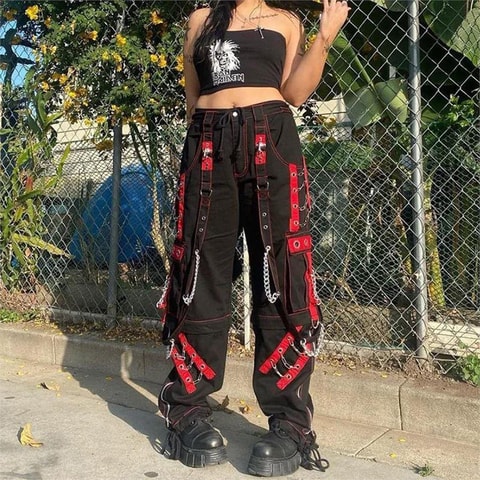 Urban Style Zincir Detaylı Kırmızı Şeritli Siyah Cepli Kargo Pantolon