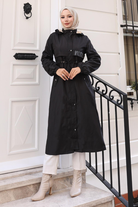 Yazı Detaylı Kapşonlu Mont Siyah 15900