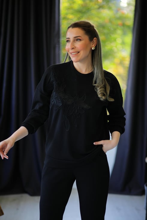 Lili Nakışlı Sweatshirt Siyah