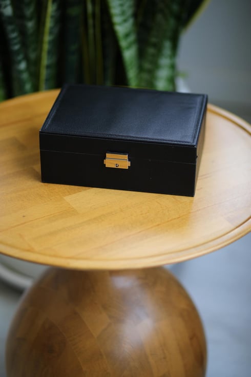 Big Kapaklı Takı Kutusu Siyah