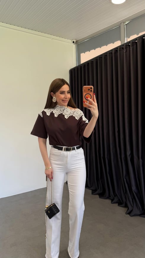Pizzo Dantel Yakalı Bluz Kahverengi