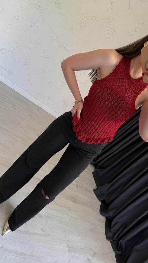 Rojo Sıfır Kol Ajurlu Triko Bluz Kırmızı
