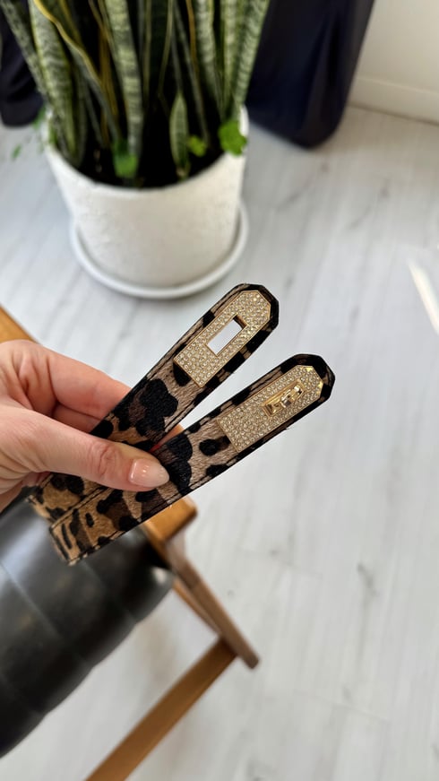 Taşlı Kilit Kemer Leo