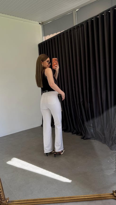 White Siyah Kemerli Likralı Jean Beyaz