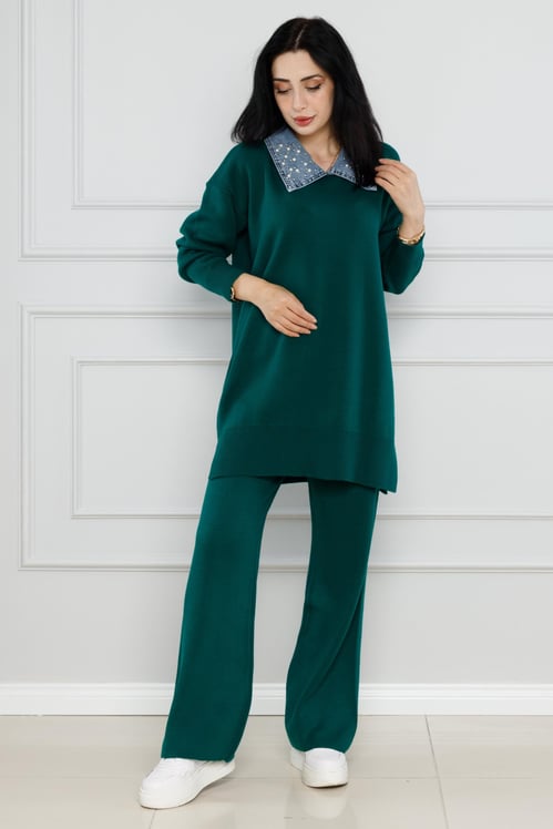 Knitwear with Collar Detailed Pearl Suit-Emerald Green color 