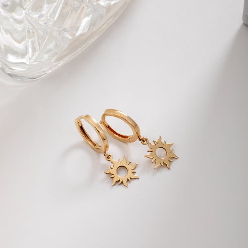 Altın Güneş Motifli Küpe - Goldstore