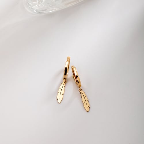 Altın Tüy Detaylı Halka Küpe - Goldstore