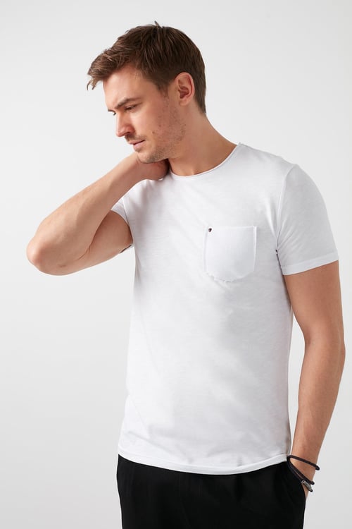 % 100 Pamuklu Slim Fit Bisiklet Yaka Cepli Erkek T Shirt 5902000 BEYAZ