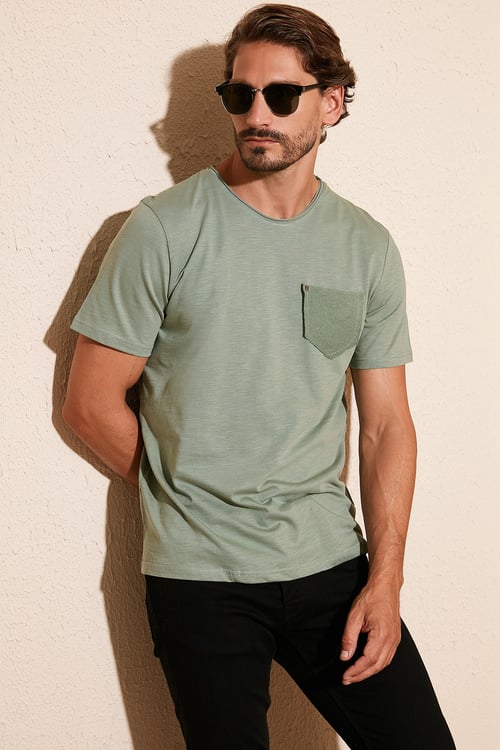 % 100 Pamuklu Slim Fit Bisiklet Yaka Cepli Erkek T Shirt 5902000 YEŞİL