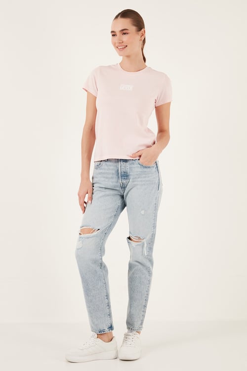 501 Pamuklu Yırtık Detaylı Regular Fit Düz Paça Jeans Kadın Kot Pantolon 12501-0500 AÇIK MAVİ