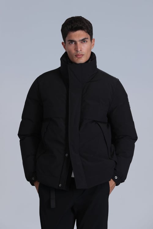 Andor Kapitoneli Regular Fit Kuş Tüyü Dolgulu Dik Yaka Şişme Erkek Mont 112120225 SİYAH