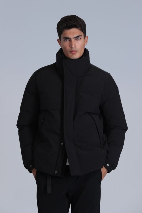 Andor Kapitoneli Regular Fit Kuş Tüyü Dolgulu Dik Yaka Şişme Erkek Mont 112120225 SİYAH