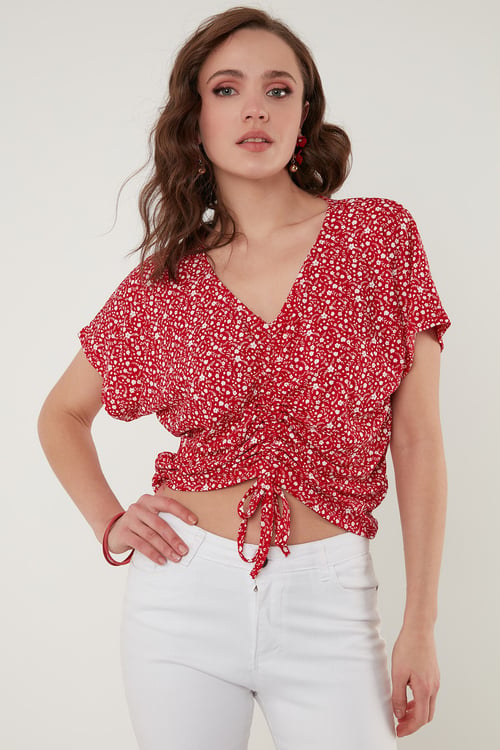 Desenli Önü Büzgülü V Yaka Crop Kadın Bluz 5864486Y4 KIRMIZI