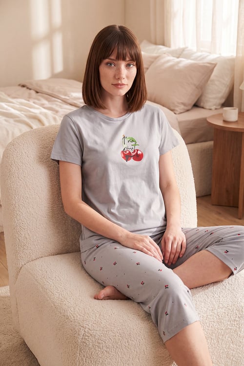 Desenli Pamuklu Bisiklet Yaka Kaprili Kadın Pijama Takımı 65790787 GRİ