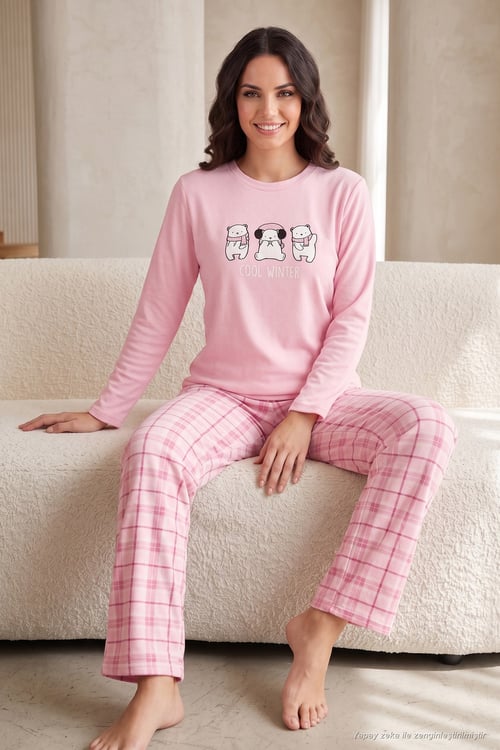 Desenli Yumuşak Dokulu Kışlık Polar Kadın Pijama Takımı 6575031 PEMBE