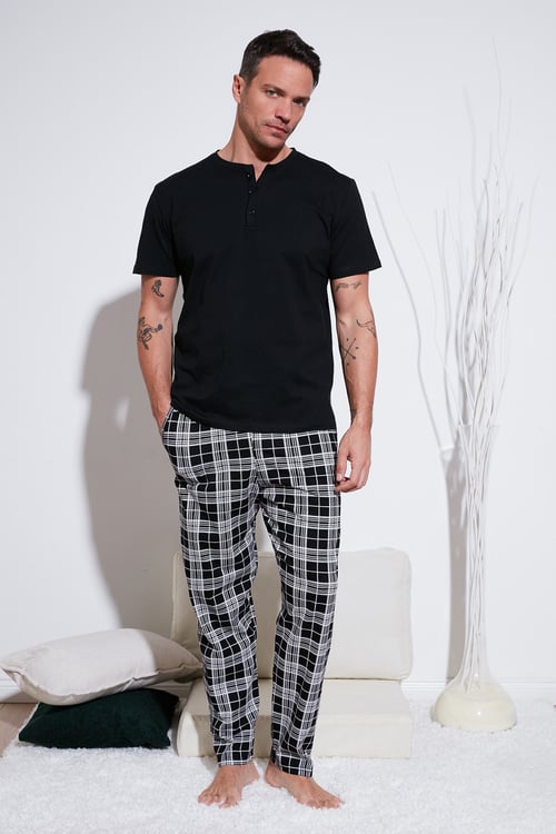 Ekoseli Pamuklu Beli Lastikli Regular Fit Kısa Kollu Erkek Pijama Takımı 6572004 SİYAH