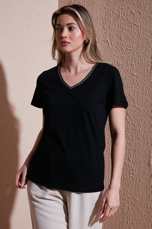 Fashion Friends % 100 Pamuk Regular Fit V Yaka Bayan T Shirt 25Y0478K1 SİYAH
