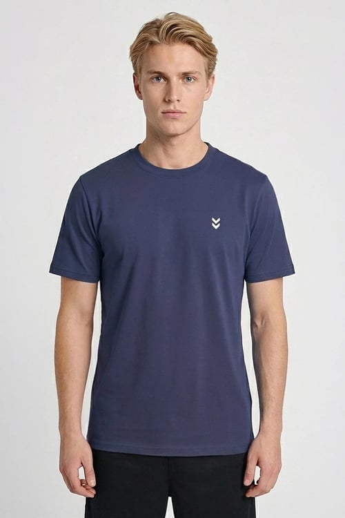 Hummel Logolu Pamuklu Regular Fit Bisiklet Yaka Erkek T Shirt 912263-7459 LACİVERT