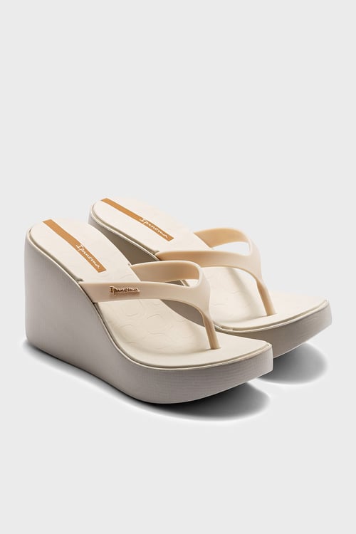 Ip Hıgh Fashıon Iı Fem Kalın Tabanlı Parmak Arası Kadın Terlik FF0020 BEJ