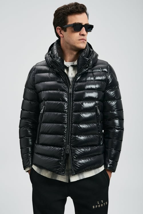 Kapitoneli Comfort Fit Kapüşonlu Parlak Şişme Erkek Mont 112120246 SİYAH