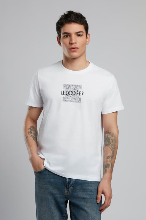 Lee Cooper % 100 Pamuk Regular Fit Bisiklet Yaka Logolu Erkek T Shirt 252 LCM 242029 1101 BEYAZ