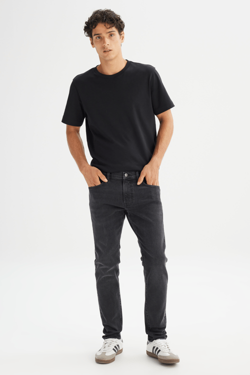 Lee Luke Pamuklu Slim Tapered Fit Düşük Bel Dar Paça Jeans Erkek Kot Pantolon ML719IZHL 001 SİYAH