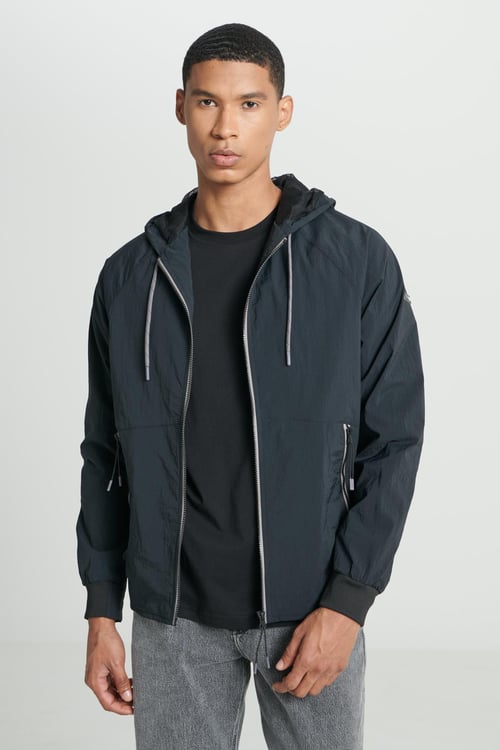 Lee Regular Fit Kapüşonlu Fermuarlı Logolu Erkek Ceket L231225 001 SİYAH