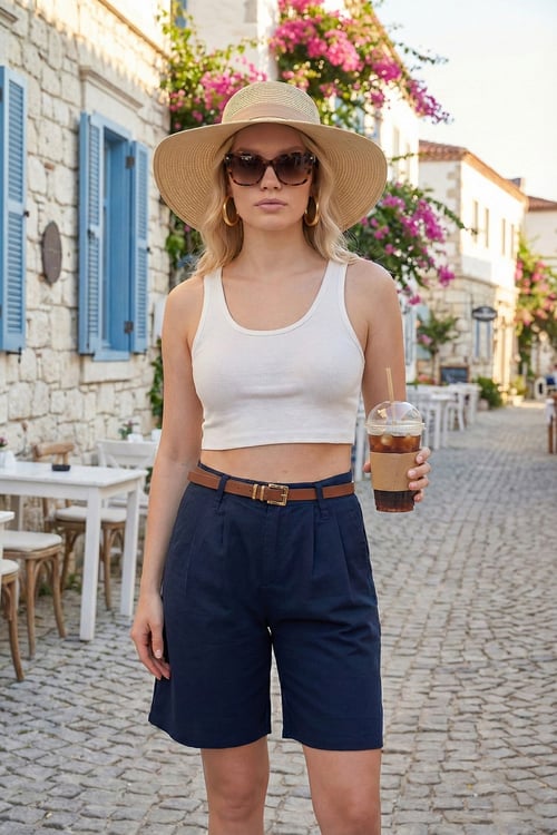 Lela Pamuklu Loose Fit Pileli Kemerli Bermuda Bayan Şort 668YP5439 LACİVERT
