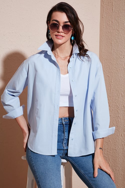 Pamuklu Regular Fit Önü Kısa Arkası Uzun Oval Kesim Kadın Gömlek CF25S163867 AÇIK MAVİ