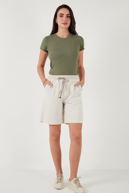 Lela Pamuklu Relaxed Fit Yüksek Bel Cepli Mini Bayan Şort 668YP5384 TAŞ