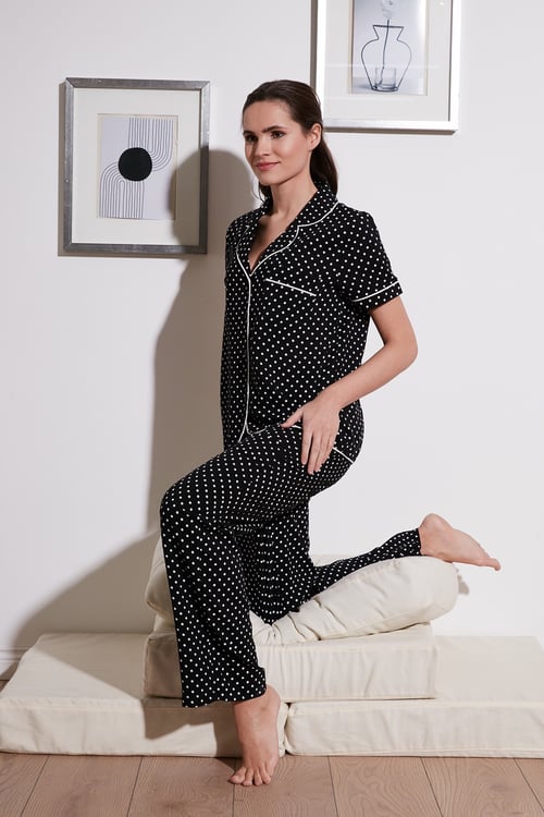 Lela Puantiyeli Rahat Kesim Gömlek Yaka Kısa Kollu Kadın Pijama Takımı 6110102 SİYAH