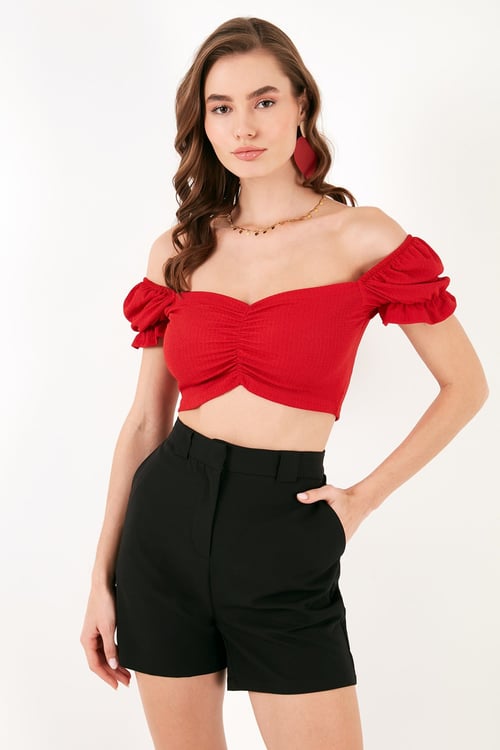 Slim Fit Büzgü Detaylı Kalp Yaka Crop Kadın Bluz 5865601 KIRMIZI