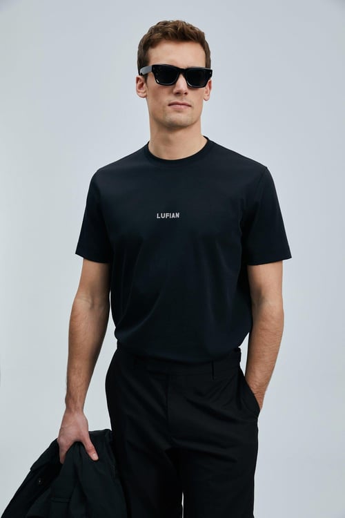 Lufian Logolu Pamuk Karışımlı Regular Fit Bisiklet Yaka Erkek T Shirt 111020235 SİYAH