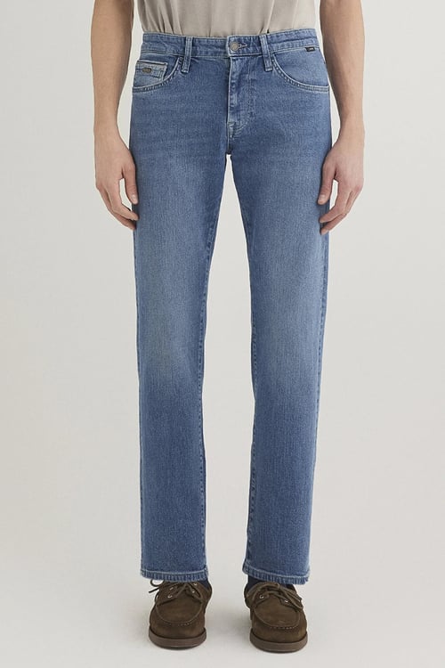 Mavi Hunter Pamuklu Regular Straight Normal Bel Düz Paça Jeans Erkek Kot Pantolon 0020287863 MAVİ