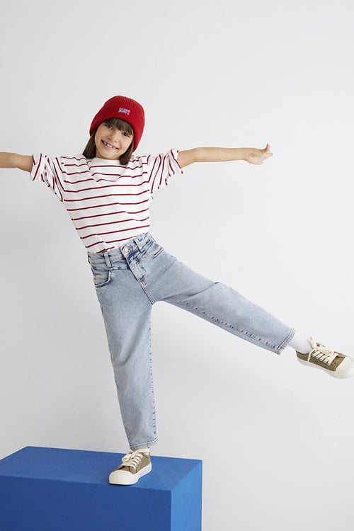 Mavi Lol Pamuklu Mom Fit Normal Bel Daralan Paça Jeans Kız Çocuk Kot Pantolon 7010037-82060 AÇIK MAVİ