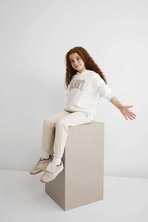 Mavi Pamuklu Loose Fit Şardonlu Kapüşonlu Logolu Kız Çocuk Sweat 7610035-81964 KREM