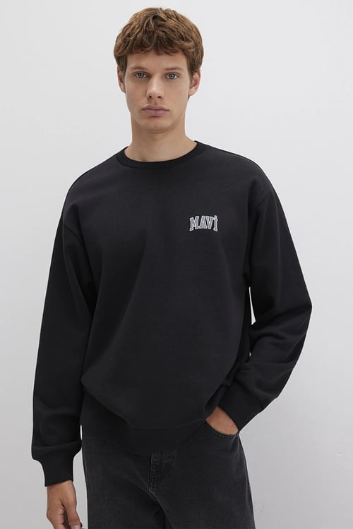 Mavi Pamuklu Loose Fit Şardonlu Logolu Erkek Sweat 0611716-900 SİYAH