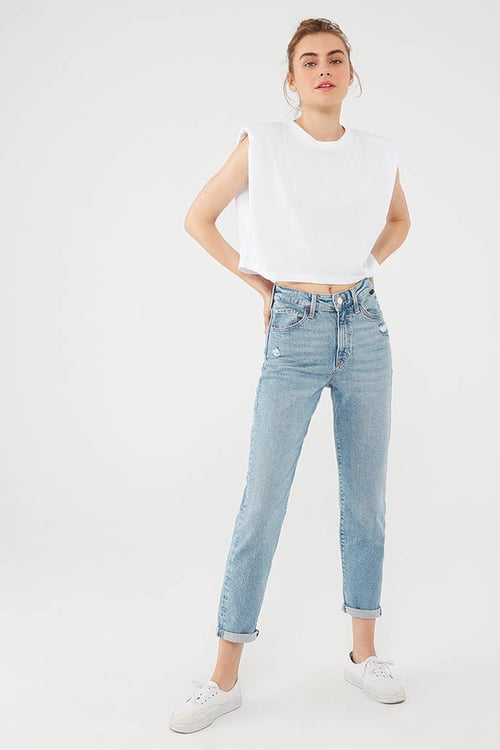 Mavi Star Pamuklu Yırtıklı Yüksek Bel Mom Jeans Kadın Kot Pantolon 101077-30503 AÇIK MAVİ