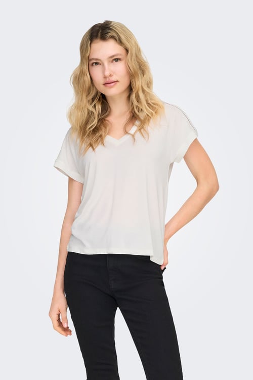 Onlfree Modal Regular Fit V Yaka Kadın T Shirt 15369294 EKRU