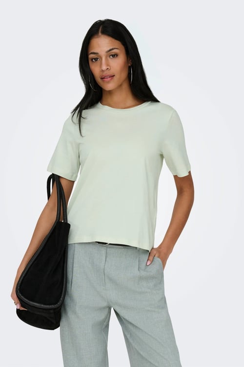 Onlonly % 100 Pamuk Regular Fit Bisiklet Yaka Kadın T Shirt 15270390 AÇIK YEŞİL