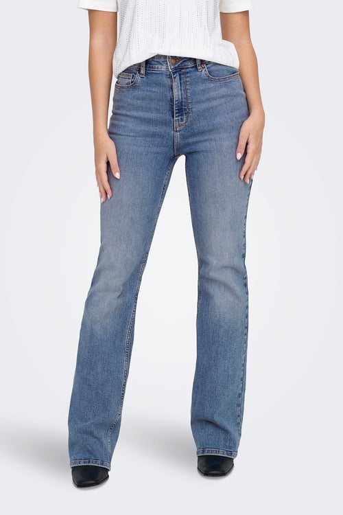 Only Onlluna Pamuklu Flare Fit Yüksek Bel Geniş Paça Jeans Bayan Kot Pantolon 15323175 MAVİ