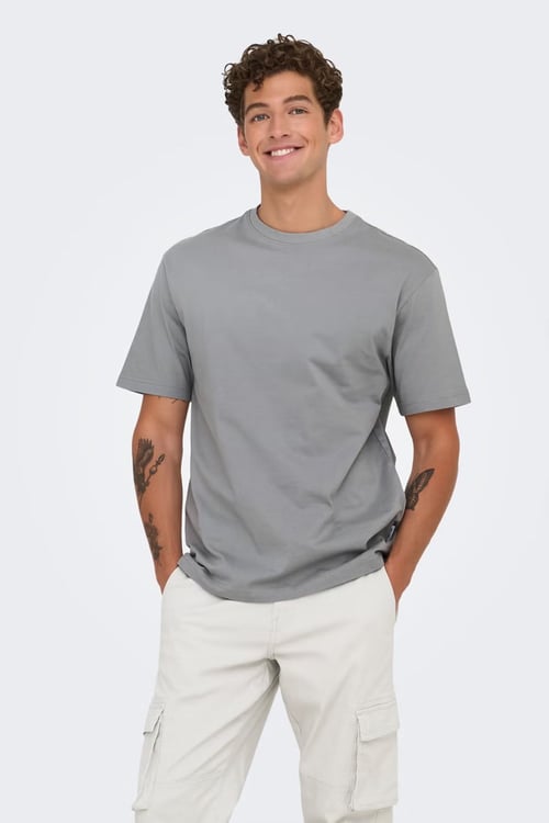Onsfred % 100 Pamuk Relaxed Fit Bisiklet Yaka Erkek T Shirt 22022532 FÜME